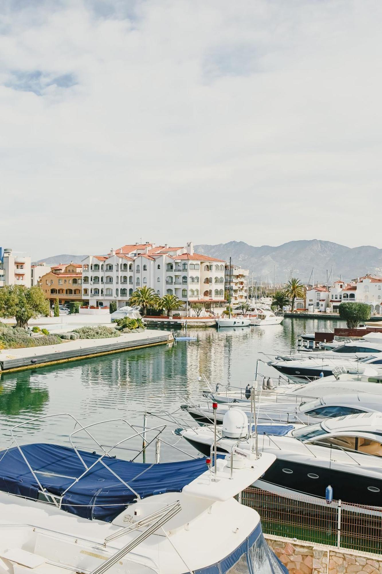 Villa Cargols De Mar Ampuriabrava Exterior foto